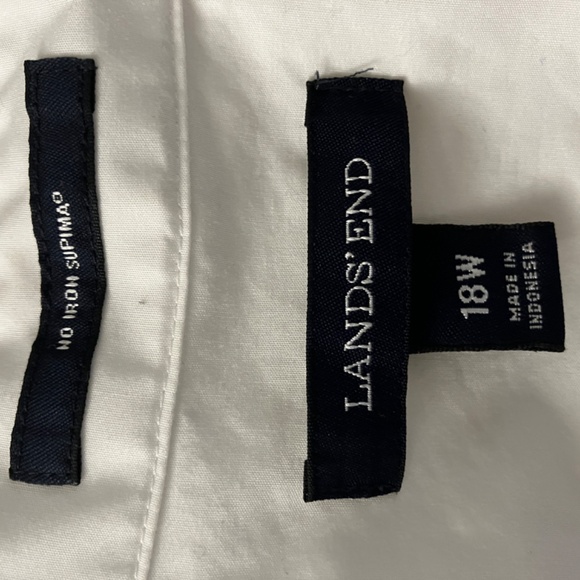 Lands End no iron button down - Picture 6 of 11